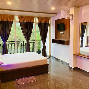 Séjour chez l'habitant Carmel, Munnar